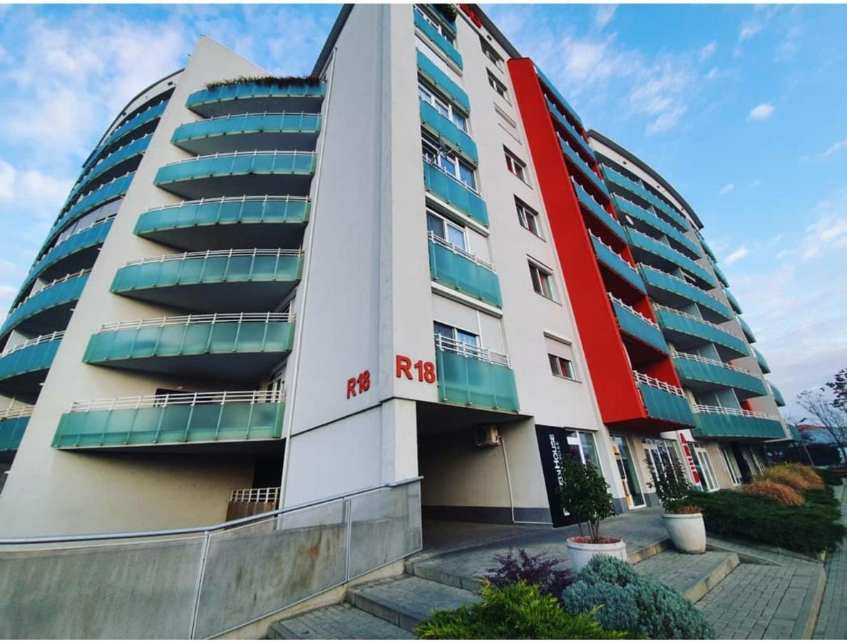 Ra Apartment - Ared Oradea Bagian luar foto